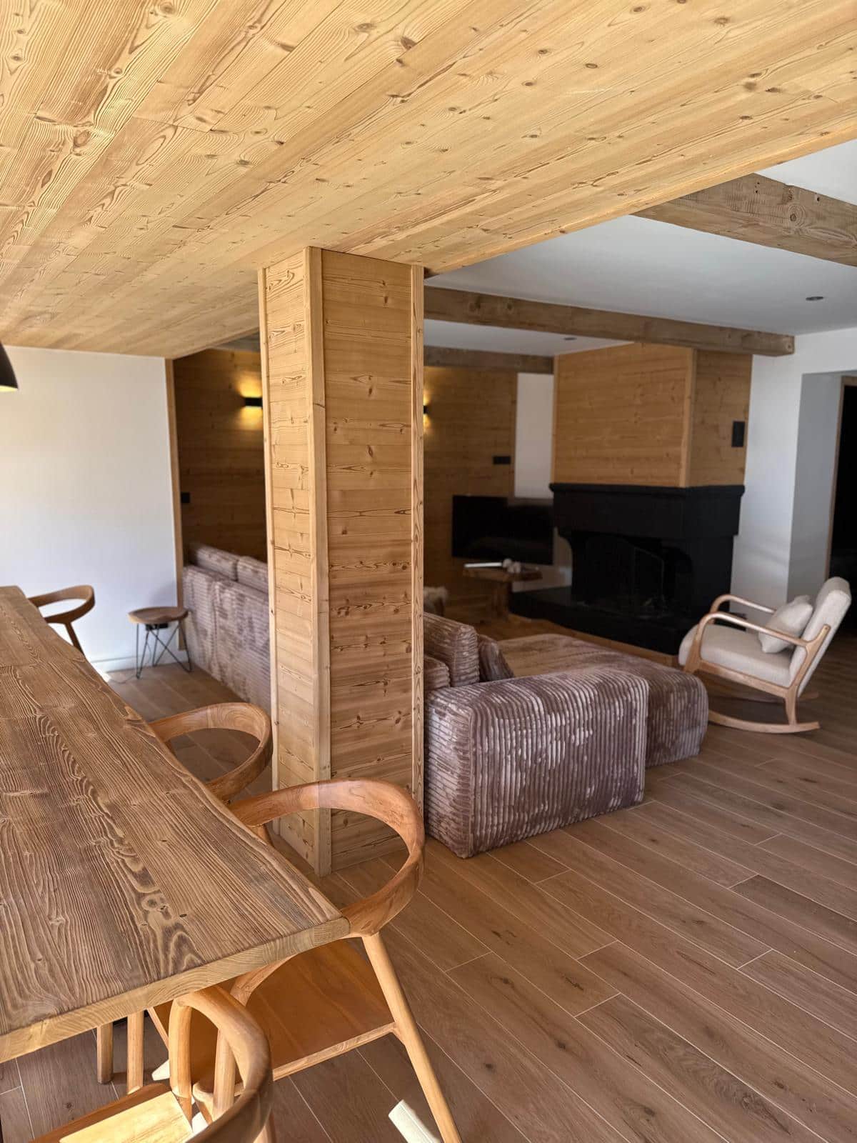 Rénovation chalet montagne Briançon avant après par HM Rénovation