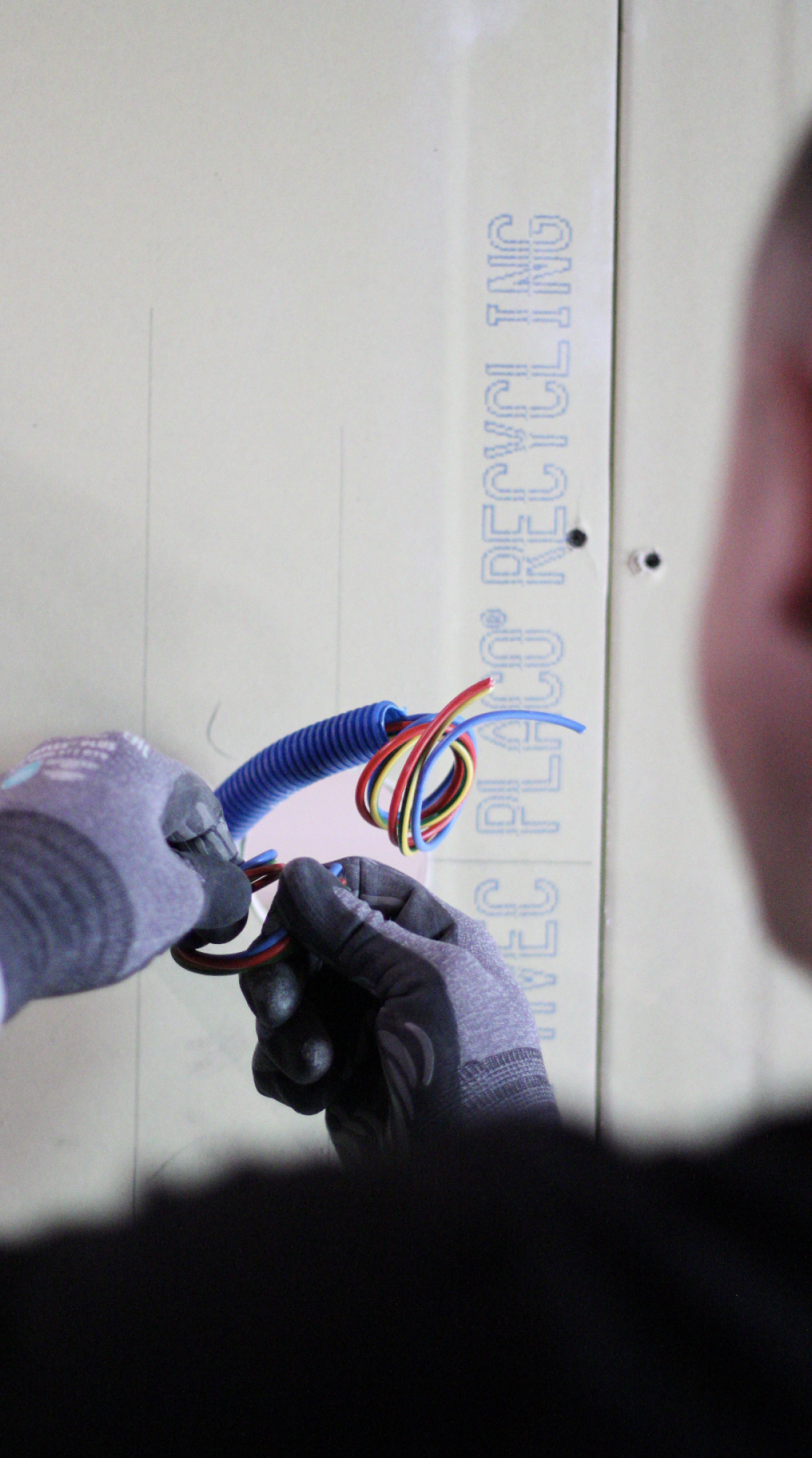 Électricien Briançon installation tableau électrique HM Rénovation